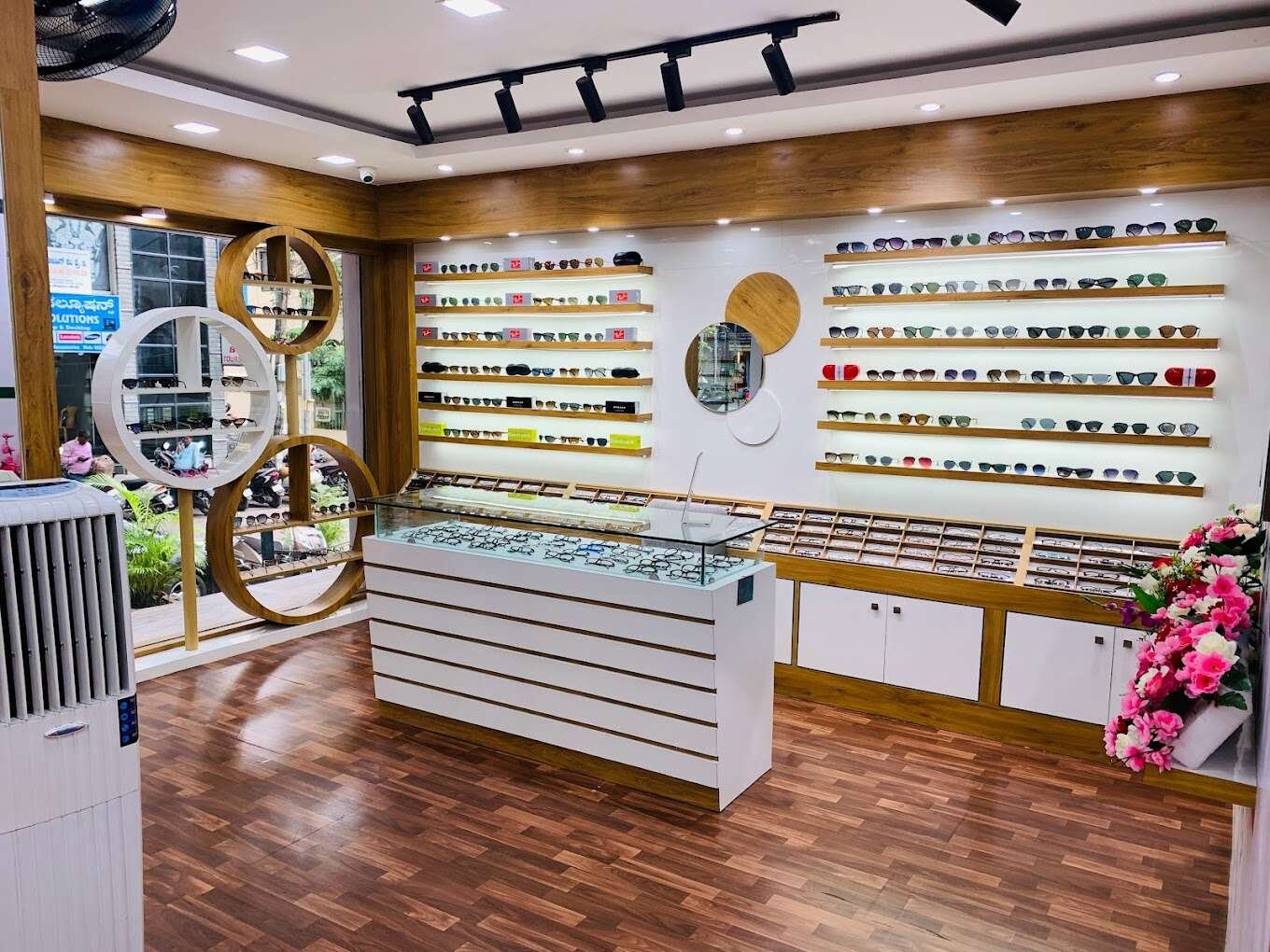 Reflect Opticals